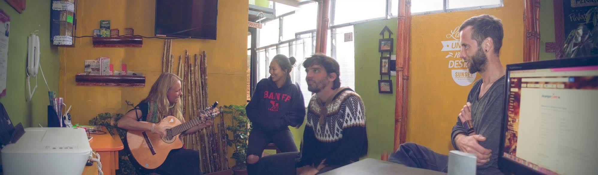 Sunset House Cusco Hostel Bagian luar foto